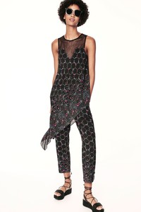 04-zac-posen-ss18.thumb.jpg.83bcfbc1ca7dbd557975adc65fb1767c.jpg