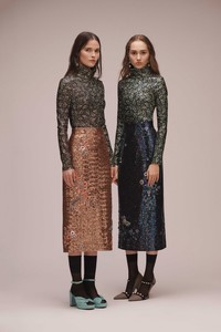 10-erdem-pre-fall-18.thumb.jpg.bca89d00261e47c1eff03fa4bf750322.jpg