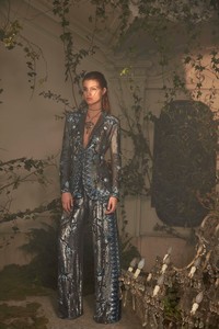 12-alberta-ferretti-limited-edition-spring-summer-2018-couture.thumb.jpg.26f34a23e856f0d998776b38a8494bac.jpg