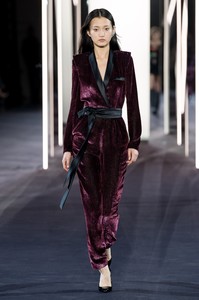 13-Azzaro-Spring-18-Couture.thumb.jpg.2f9d183a683dd26821185f2970d266bb.jpg