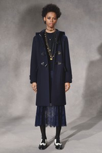 14-christian-dior-pre-fall-18.thumb.jpg.14981afcd915b4acf2dfeb2f255ddeb9.jpg