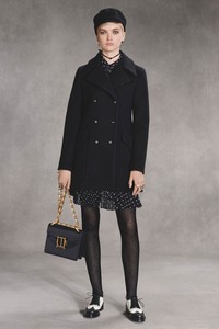 15-christian-dior-pre-fall-18.thumb.jpg.1a61345a442261074a42b784ae37ba81.jpg