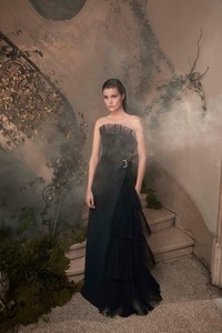 16-alberta-ferretti-limited-edition-spring-summer-2018-couture.thumb.jpg.e199f6df0f4320e0cce58067664b7f95.jpg