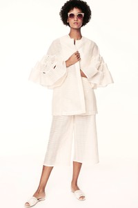 16-zac-posen-ss18.thumb.jpg.e328d32cff8d2d2010dff3579e645fff.jpg