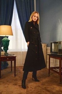 27-Khaite-Pre-Fall-18.thumb.jpg.95f82fe84ca582b73f2ee2e2d2dda398.jpg