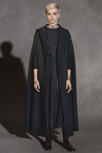 51-christian-dior-pre-fall-18.thumb.jpg.5699dab3f15c9397d5dd0d1294cc1e52.jpg