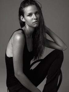 Andrea Smidt 3d57936b-3d44-4f53-b2b5-8f3f05297718_thumb.jpg