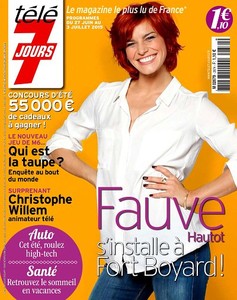 Fauve Hautot Tele7j.jpeg