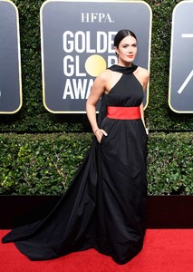 5a52fba397b37_Mandy-Moore-2018-Golden-Globe-Awards--04.thumb.jpg.43862f22842a505c4297daef44c8ddc0.jpg