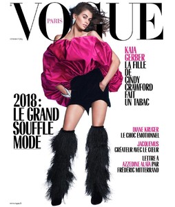 Vogue Paris Kaia.jpg