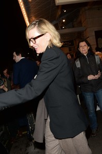      cateb120118BZNImage106.jpg