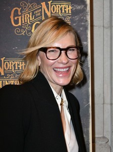      cateb120118BZNImage115.jpg
