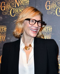      cateb120118BZNImage116.jpg