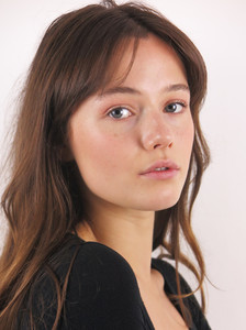 Julia Glossop pola.jpg