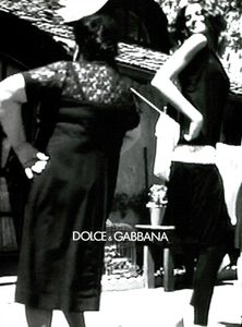 5a5a97b049d42_Meisel_Dolce__Gabbana_Fall_Winter_99_00_05.thumb.png.1b3783ad427dddfaaea565d3afadff9d.png