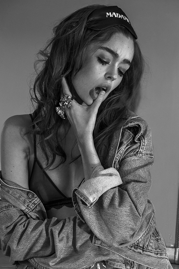Sophie Gordon the forest mag5.jpg