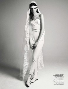 Elle - 12 au 18 Janvier 2018-page-018.jpg