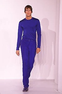 5a5ec1e6cf6ba_DKNYSS2001NYFW2.thumb.jpg.ce1cae7cae6533f94b98d7ab3b47c4bf.jpg