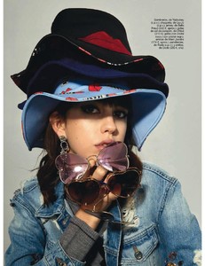 Glamour España - febrero 2018-page-005.jpg