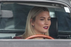       kkloss190118BZNImage8.jpg