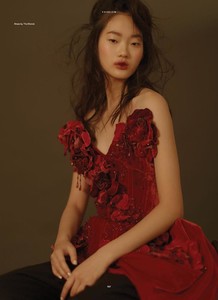5a625e814fc36_Hyun-_Ji-_Shin-by-_Franco-_Sohioko-for-_Iris-_Covet-_Bo(7).thumb.jpg.2213bbd2e0f6392f41adc5c1037e095e.jpg