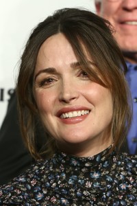  roseb200118BZNImage123.jpg