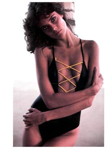5a64e719d81be_SportsIllustratedFebruary14198305.thumb.jpg.6a8c28858f0b91b5a5f0f32f47fcf072.jpg
