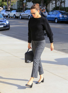 Jennifer+Garner+out+and+about+zEj6Y07rJBcx.jpg