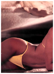 5a65e5f316134_SportsIllustratedUSFebruary11198518.thumb.jpg.3f8f7321e959d2154338ecb8c2b93a8c.jpg