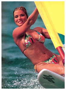 5a65e9570311d_SportsIllustratedUSFebruary10198615.thumb.jpg.ffa36faeaf83717bde1153dbd9e5a3d7.jpg