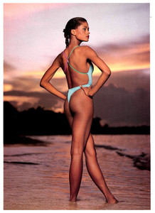 5a65ed0e361d0_SportsIllustratedUSFebruary09198715.thumb.jpg.c2c8666d5c0c3de6fd7c6ac4f1c04a2c.jpg