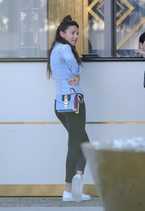      mkee220118BZNImage9.jpg
