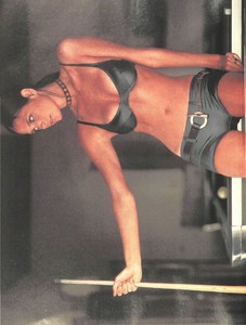 5a675c9c54543_SportsIllustratedUSFebruary21199740.thumb.jpg.defefdf2db6f90d0fbdbdbe19715d88c.jpg