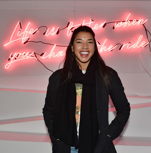 Hannah+Bronfman+Celebrities+Ride+Future+Lyft+zP1fTzKRKbbx.jpg