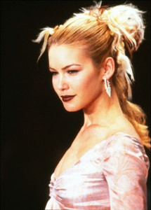 Cynthia Rowley - SS 1997 - New York Fashion Week ph Michael Bonacci hair dresser John Sahag.jpg