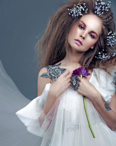 5a6c21ea5ec3a_sutyrina_weddingdresssIG01.thumb.jpg.173f65a7ac95b68e0b04b06466a7145c.jpg