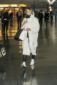 hklum270118BZNImage153.jpg