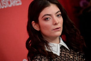       lorde270118BZNImage3.jpg