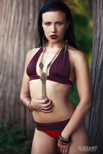 5a6d19eada1d6_MarineMoreteau-Elegantmag9.thumb.jpg.8cfee0253758e488bdb42fed15ab2a8e.jpg