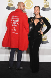 Alicia+Keys+60th+Annual+GRAMMY+Awards+Press+tcOVjKhNp8Sx.jpg