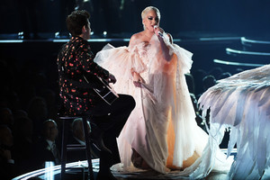 Lady+Gaga+60th+Annual+GRAMMY+Awards+Show+ZhVkjLmQ1TSx.jpg