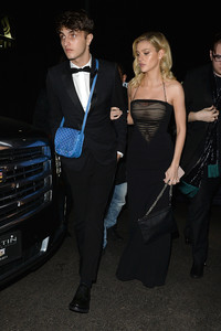 61094246_nicola-peltz-5.jpg