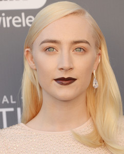 61435012_saoirse-6.jpg