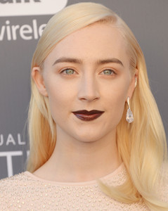 61435014_saoirse-7.jpg