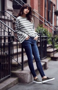 753744-800w.thumb.jpg.0cee7f657c9dc661b4c81fbbe77a42bc.jpg