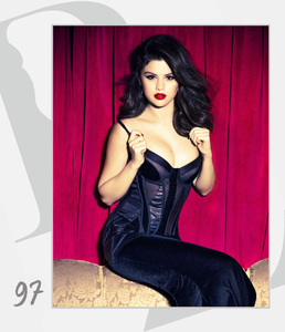 97-selenagomez.PNG