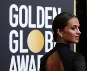 Alicia-Vikander_-2018-Golden-Globe-Awards--02.thumb.jpg.6899871f2c902a80facaa0a2fb7c6f66.jpg
