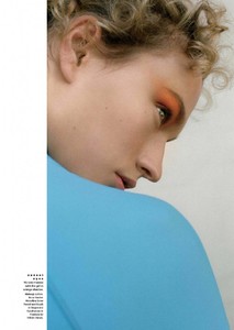 Allure_02_2018_Page_5.thumb.jpg.5874136273ca3c67029daaa2df86bfa9.jpg