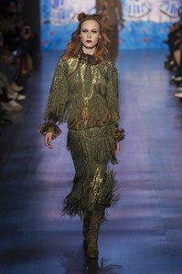 Anna-Sui-RF17-1151.thumb.jpg.ebdcab8b0807bc62ad82f3e1bf0988e4.jpg