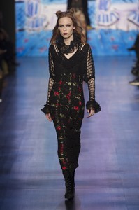 Anna-Sui-RF17-1393.thumb.jpg.4887d8c53db2b707fed7a0d544dda6de.jpg